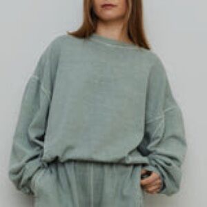Oversized Sage Green Sweatshirt